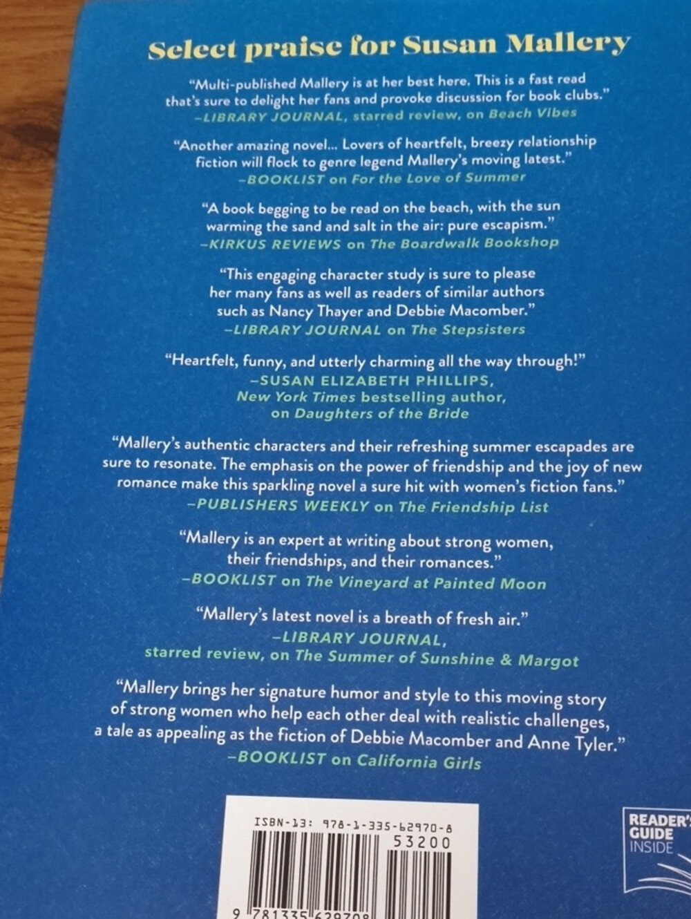 Books - Picture 5 of 13